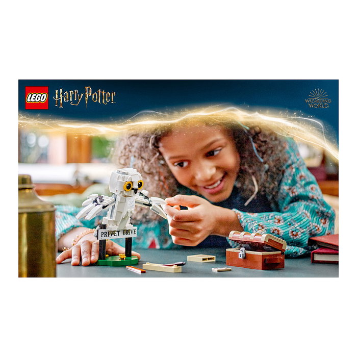 LEGO Harry Potter Hedwig en el Número 4 de Privet Drive 76425