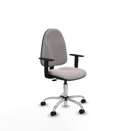 Silla de oficina Algarra con mecanismo Contacto permanente básico tapizada con Similpiel color Blanco. Equipada con Base cromada, Brazos 1D y Ruedas de parqué