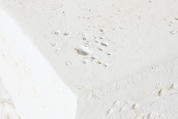 DKD Home Decor Mesita Auxiliar Moderno Blanco 40 x 46 x 40 cm DKD Home Decor Mesita Auxiliar Moderno Blanco 40 x 46 x 40 cm