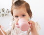 KioKids Taza de Silicona Rosa con Asas para Bebé +4 Meses Ecológica Apta Microondas y Lavavajillas