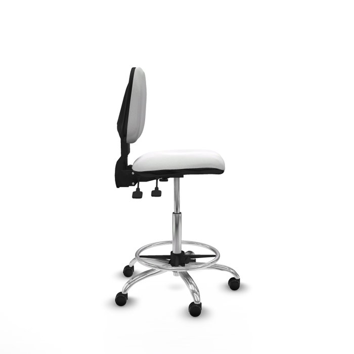 PIQUERAS Y CRESPO Taburete Isso AS bali blanco sin brazos base cromada ruedas autofrenantes 50mm