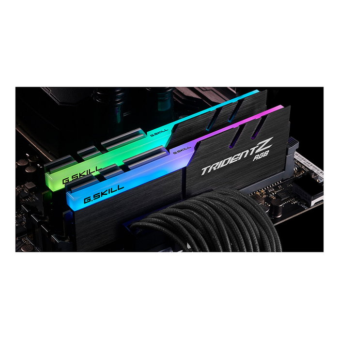 G.Skill Trident Z RGB F4-3600C18D-32GTZR Memoria RAM 32 GB (2x16 GB) DDR4 3600 MHz CL18 288-pin DIMM RGB