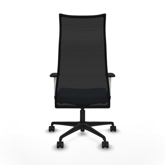 Sillón Albacete con mecanismo Sincro tapizada con Tela color Azul cielo y malla color Negro. Equipado con Base nailon negra, Brazos 1D y Ruedas 65mm nailon