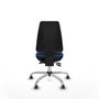Silla de oficina Elche con mecanismo Asincro tapizada con Tela color Azul marino. Equipada con Base cromada, Sin brazos y Ruedas 65 mm parqué