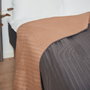 Day Colcha Arena Natura 220x240 cm, Color Arena/Gris, 100% Poliéster, Certificada Oeko-Tex Standard 100