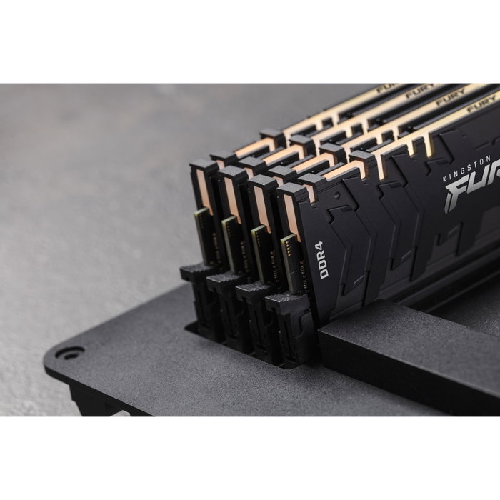 Kingston FURY Renegade RGB 64GB 3600MT/s DDR4 CL18 DIMM Kit de 2