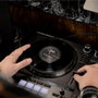 Hercules DJControl INpulse T7 - Controladora DJ motorizada negra