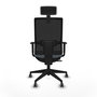 Silla de oficina Horna con mecanismo Sincro/Traslack tapizada con Tela color Gris y malla color Negro. Equipada con lumbar 1D, Brazos 1D, Cabecero 2D y Ruedas 65 mm parqué
