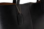 Vince Camuto Bolso Savona Negro Piel de Polivinilo 38x14x27.5 cm