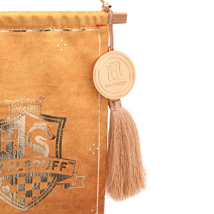 WIDDOP & CO Estandarte Decorativo de las 4 Casas de Hogwarts: Gryffindor, Slytherin, Ravenclaw y Hufflepuff - Harry Potter WIDDOP & CO Estandarte Decorativo de las 4 Casas de Hogwarts: Gryffindor, Slytherin, Ravenclaw y Hufflepuff - Harry Potter
