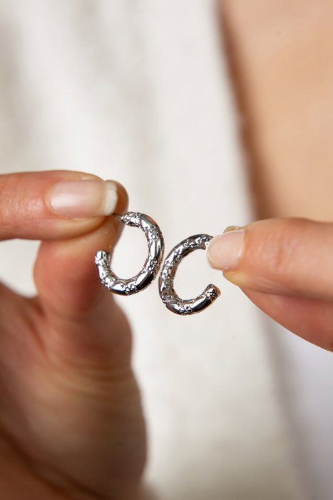 Heliophilia Silver Pendientes de Metal CKP9011 Antialergénico Resistente al Deslustre Elegantes para Mujer