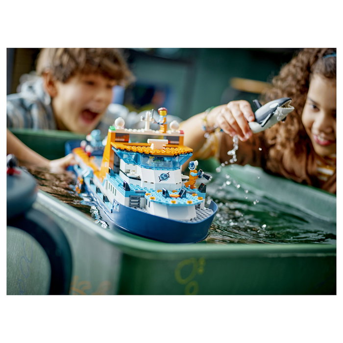 LEGO City 60368 Arktis-Forschungsschiff Set de Construcción para Niños, 815 Piezas, Barco Explorador del Ártico, Multicolor, 7+ Años