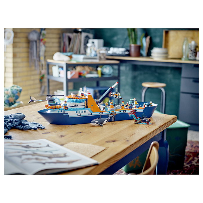 LEGO City 60368 Arktis-Forschungsschiff Set de Construcción para Niños, 815 Piezas, Barco Explorador del Ártico, Multicolor, 7+ Años