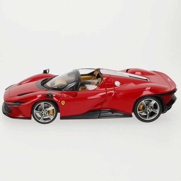 Coche Bburago Ferrari Daytona SP 1:18