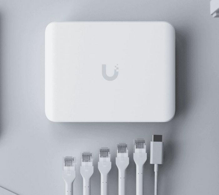 Ubiquiti Conmutador de Red 5 Puertos 2.5G RJ45, 25 Gbps, Conmutación de Capa 2, Alimentación PoE o USB-C, 206 g Ubiquiti Conmutador de Red 5 Puertos 2.5G RJ45, 25 Gbps, Conmutación de Capa 2, Alimentación PoE o USB-C, 206 g