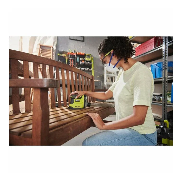 Ryobi RPS18-0 Lijadora Triangular a Batería 18V ONE+, Orbital 1.8mm 22000 OPM, Compacta para Esquinas - Incluye 6 Lijas y Adaptador de Polvo (Sin Batería)