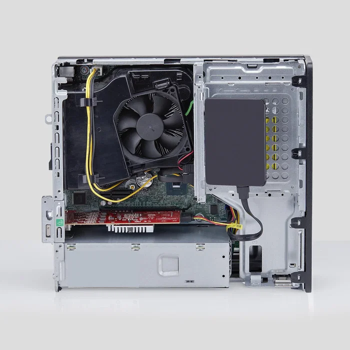 StarTech.com P10Q4C-USB-CARD-LP Tarjeta de Expansión PCIe 3.0 con 4 Puertos USB 3.2 Gen 2 Tipo-C (10 Gbps), con SATA para Alimentación y Soporte Perfil Bajo, TAA