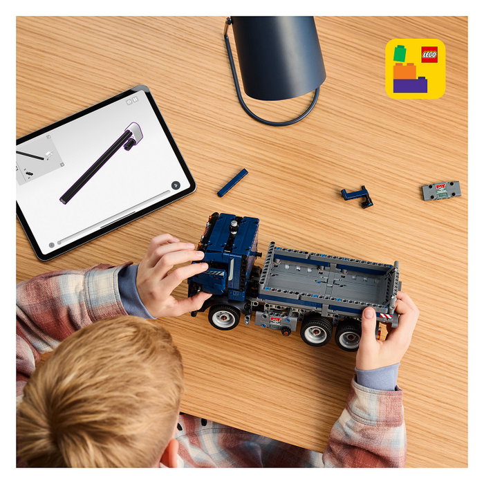 LEGO Technic Volquete Basculante 42203
