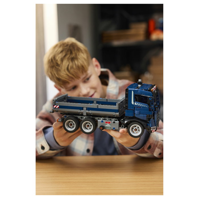 LEGO Technic Volquete Basculante 42203