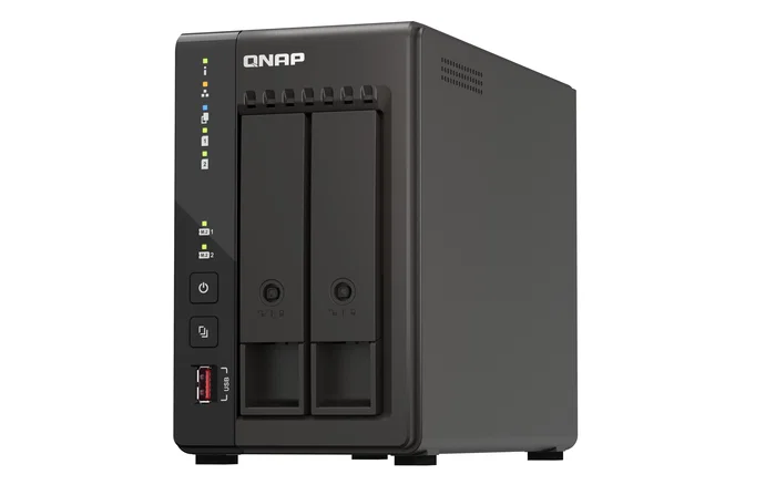 QNAP QVP-21C NVR Videovigilancia Torre 2 Bahías, Intel Celeron J6412, 8 GB DDR4, 16 Canales, 2x2.5GbE, para Pymes y Oficinas Pequeñas - Negro