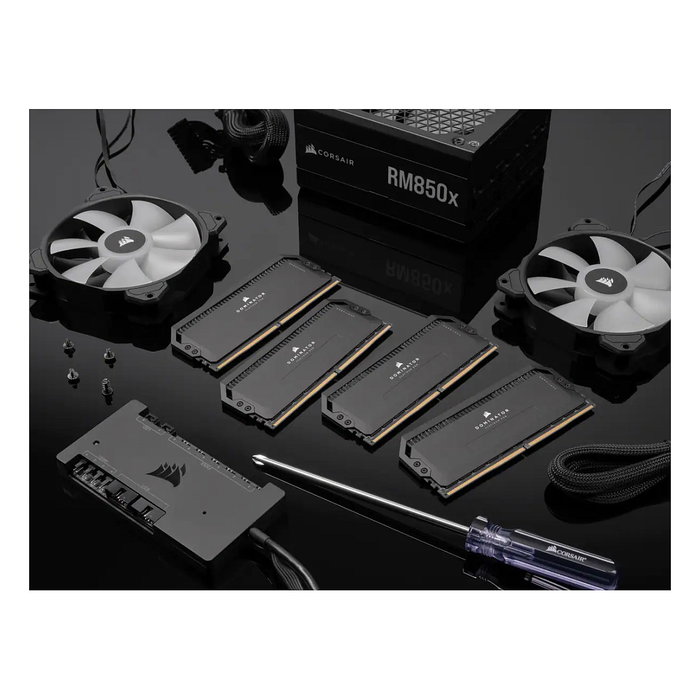 Corsair CMT32GX5M2B6400C32 Kit Memoria RAM DDR5 32GB (2x16GB) 6400MHz CL32 DOMINATOR RGB PC - Retail