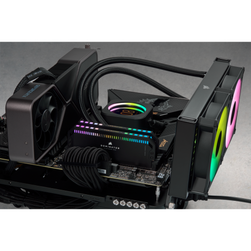 Corsair Dominator CMT32GX5M2B6400C32 32 GB (2x16 GB) DDR5 6400 MHz CL32 RGB Corsair Dominator CMT32GX5M2B6400C32 32 GB (2x16 GB) DDR5 6400 MHz CL32 RGB