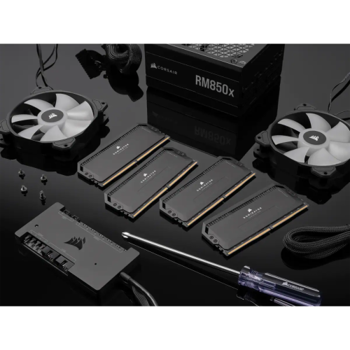 Corsair Dominator CMT32GX5M2B6400C32 32 GB (2x16 GB) DDR5 6400 MHz CL32 RGB Corsair Dominator CMT32GX5M2B6400C32 32 GB (2x16 GB) DDR5 6400 MHz CL32 RGB