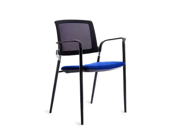Silla confidente Rocada brazos fijos asiento tela ignífuga azul respaldo malla estructura metálica Silla confidente Rocada brazos fijos asiento tela ignífuga azul respaldo malla estructura metálica