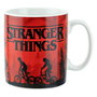 Stranger Things Taza y pegatinas XL