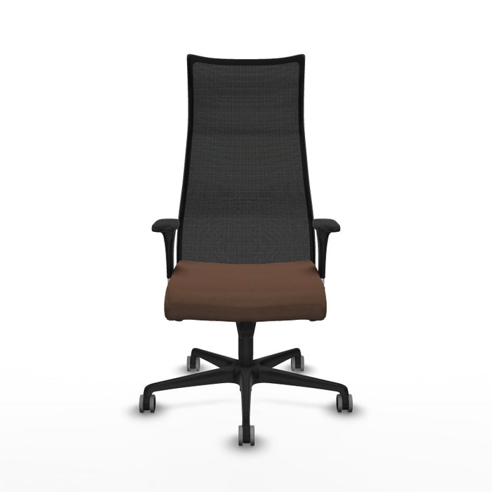 Sillón Albacete con mecanismo Sincro tapizada con Tela color Marrón oscuro y malla color Negro. Equipado con Base nailon negra, Brazos 1D y Ruedas 65 mm parqué