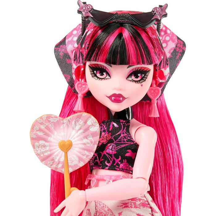 Mattel Monster High Skulltimate Secrets Draculaura Destination: Gore-geous Oasis