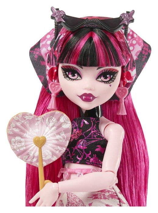 Mattel Monster High Skulltimate Secrets Draculaura Destination: Gore-geous Oasis