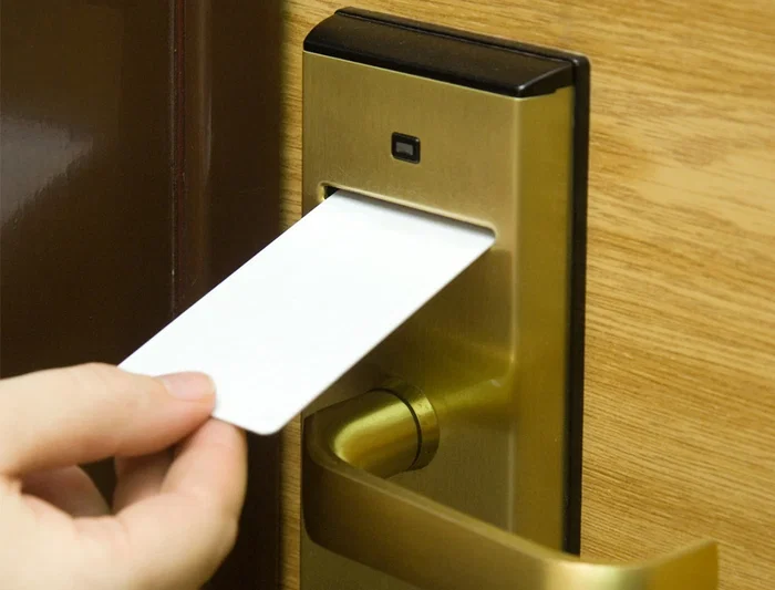 Q-connect Tarjeta Limpiadora de Banda Magnética, Caja de 20 Unidades, Para Lectores de Tarjetas