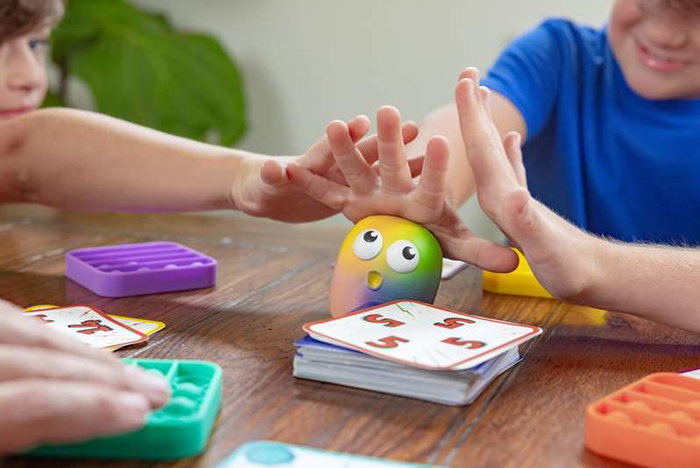 Falomir Juego Presto: Date Prisa en Hacer Pop a las Burbujas! Edad Mínima 6 Años