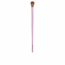 Essence Brocha para difuminar 01-Blending is my cardio