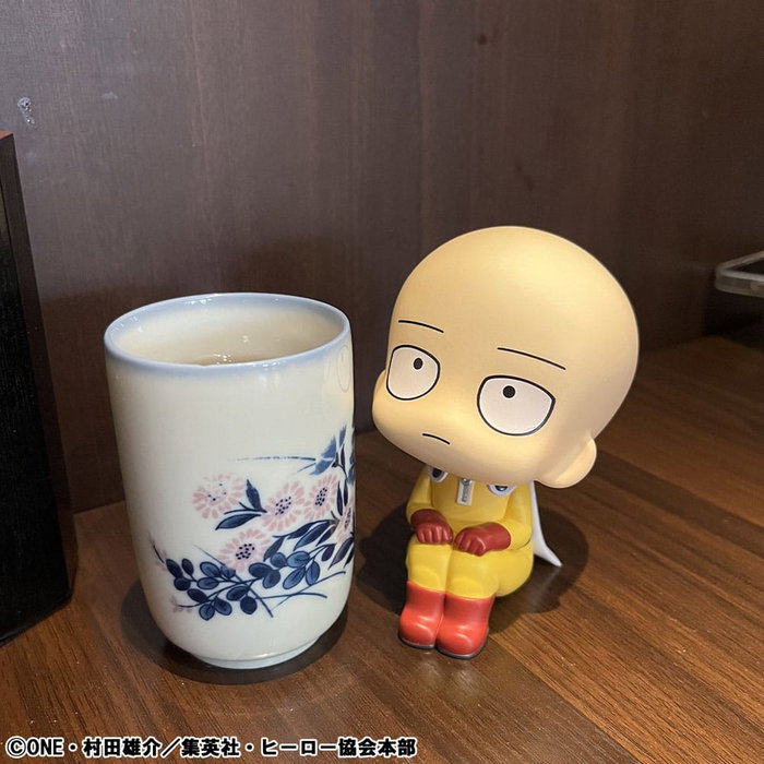 One Punch Man Estatua PVC Look Up Saitama 11 cm