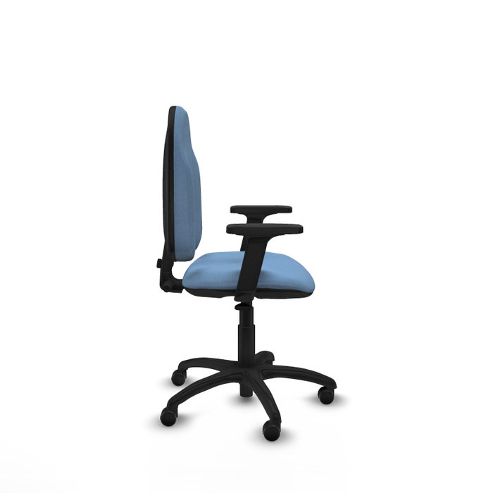 Silla de oficina Algarra con mecanismo Contacto permanente básico tapizada con Tela color Azul cielo. Equipada con Base poliamida negra, Brazos 2D y Ruedas de parqué Silla de oficina Algarra con mecanismo Contacto permanente básico tapizada con Tela color Azul cielo. Equipada con Base poliamida negra, Brazos 2D y Ruedas de parqué