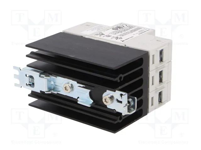 CARLO GAVAZZI RGC2A60D25KKE Relé semiconductor trifásico 25A 42-660VAC