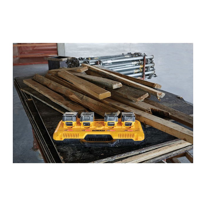 DEWALT DCB104-QW Cargador de Batería de Ión de Litio 12 Ah Amarillo 8 A para 4 Baterías