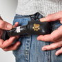 The Concept Factory Dispensador Con 45 Bolsas para Perro Tipo Hueso Con Mosquetón Ligero y Práctico
