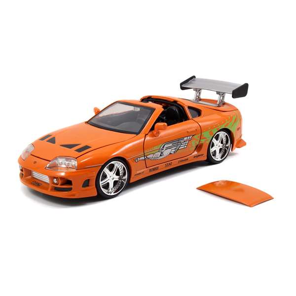 Smoby Coche de metal Toyota Supra Fast & Furious con figura de Brian O'Conner escala 1:24, recomendado para niños a partir de 8 años