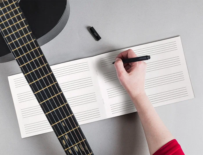 Liderpapel Bloc Música Pentagrama 5mm Cuarto 20 Hojas 100 g/m² Grapado