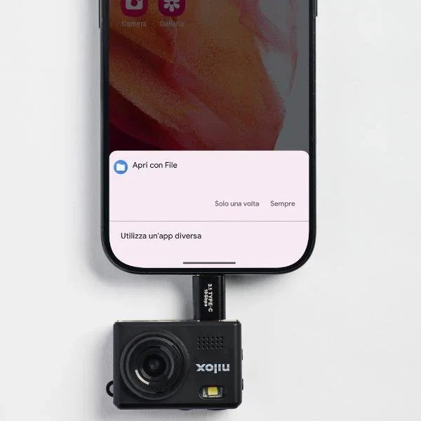 Nilox NXACCARRYCAMBK Cámara de Acción Deportiva HD CMOS 2 MP - Peso 18 g - Negro