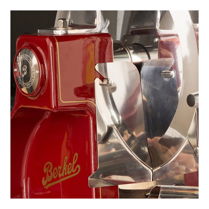 Berkel Volano B3 Cortafiambres Manual, Color Rojo/Gold, Grosor de Rebanada 1.5 mm con Afilador Incorporado y Hojas de Acero Inoxidable