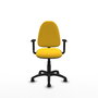 Silla de oficina Aýna con mecanismo Contacto permanente básico tapizada con Similpiel color Amarillo. Equipada con Base poliamida negra, Brazos 1D y Ruedas de nailon 50 mm