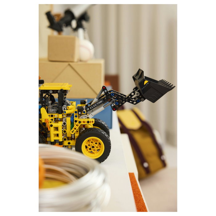 LEGO Technic 42209 Volvo L120 Electric Wheel Loader