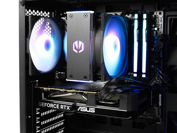 Komputronik Infinity R590 [C35] Ryzen 5 RTX 5060 64GB 12TB Black