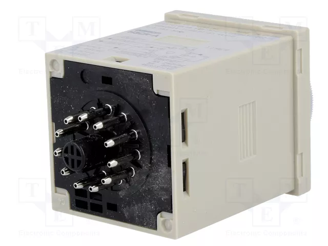 OMRON H3CR-A24AC/DC Relé de tiempo DPDT 250VAC/5A 24÷48VAC