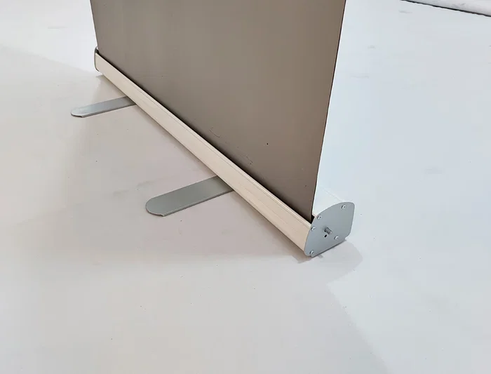 Yosan Display Enrollable Roll Up Aluminio 1 Cara Ancho 85cm Altura 200cm Soporte Publicitario