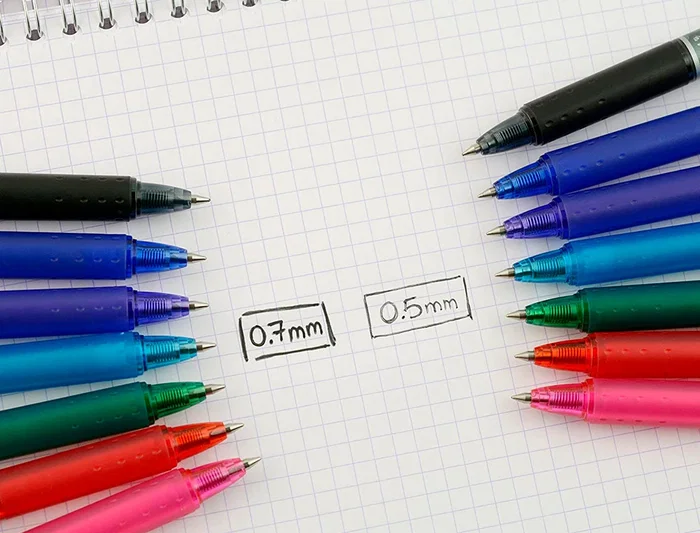 Pilot Frixion Clicker Bolígrafo Borrable Punta Media 0,7 mm Tinta Gel Rojo en Blister